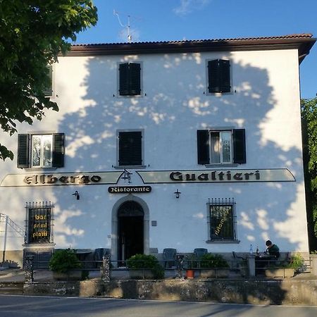 Albergo Ristorante Gualtieri Barberino di Mugello Buitenkant foto